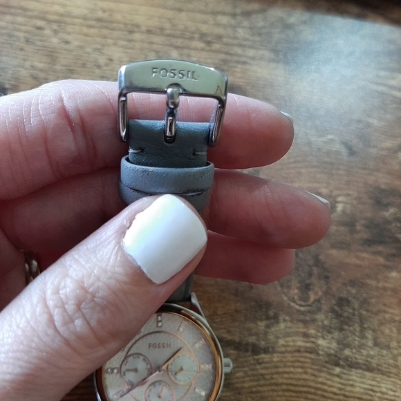 Classic Minute Three-Hand Rose Gold-Tone Stainless - Picture 7 of 7